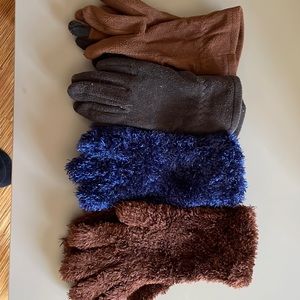 Knit gloves-All 4 pairs